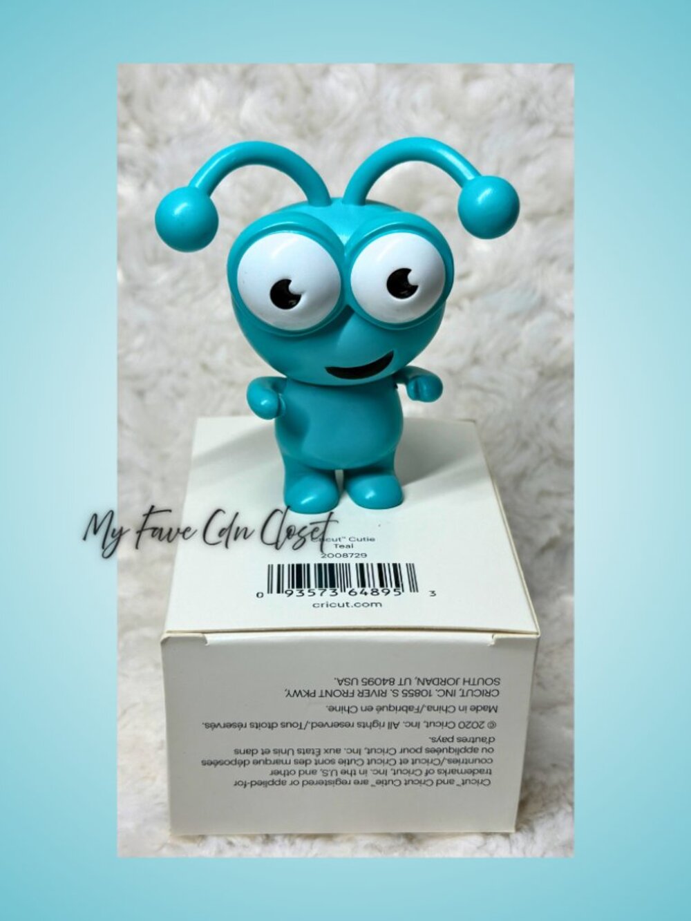 NEW in Box Cricut CUTIE Figurine **TEAL**